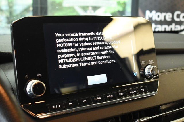 Used 2024 Mitsubishi Outlander SE AWD/4WD image 33