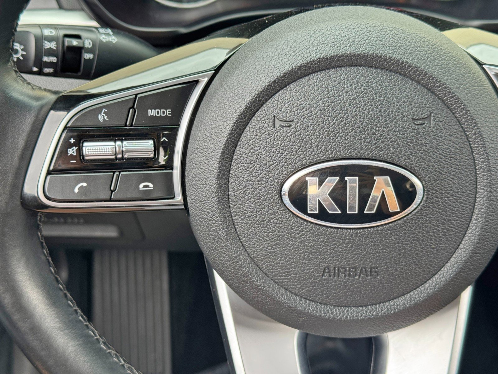 Used 2020 Kia Optima Premium FWD image 21