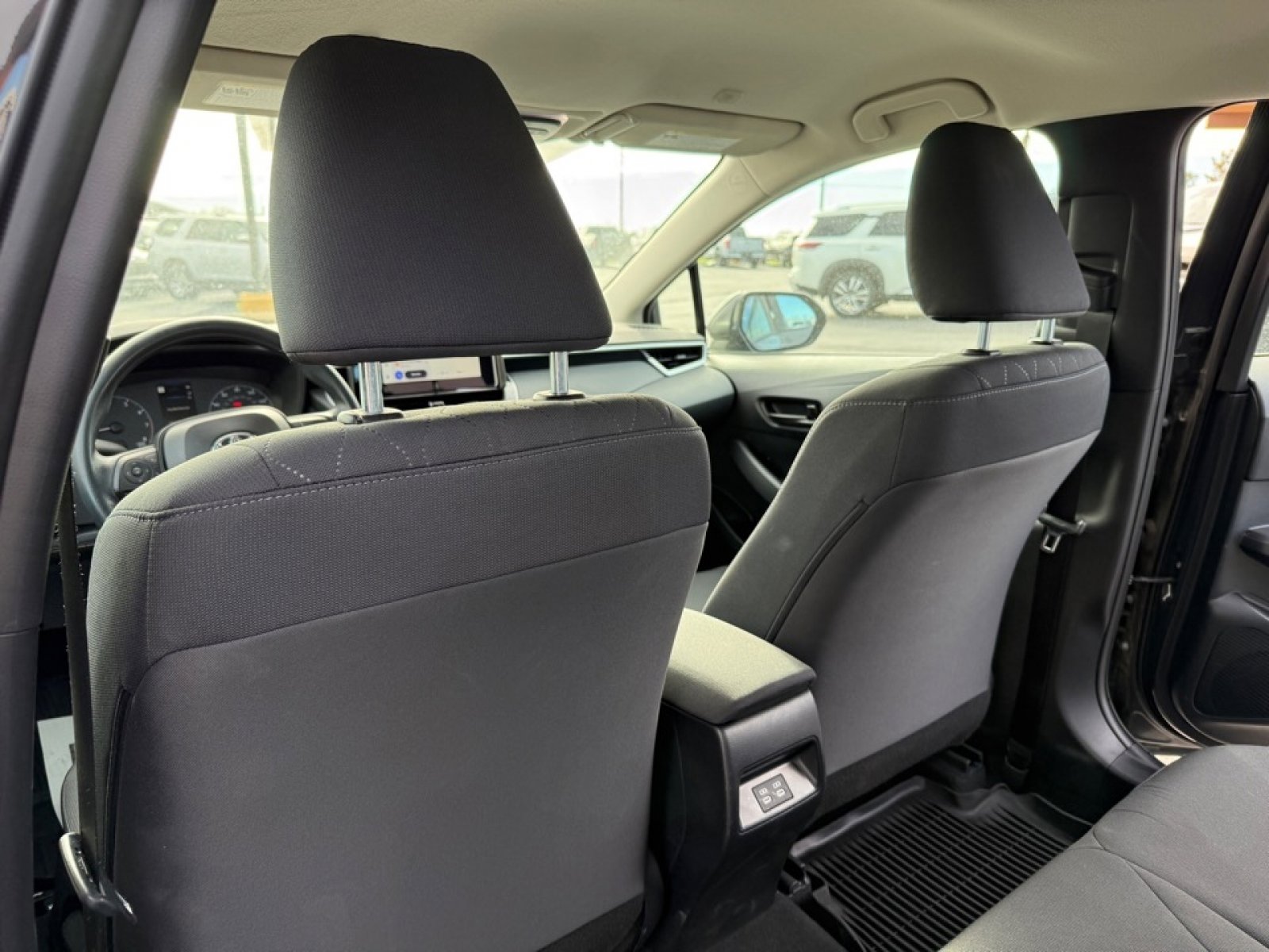 Used 2024 Toyota Corolla LE image 18