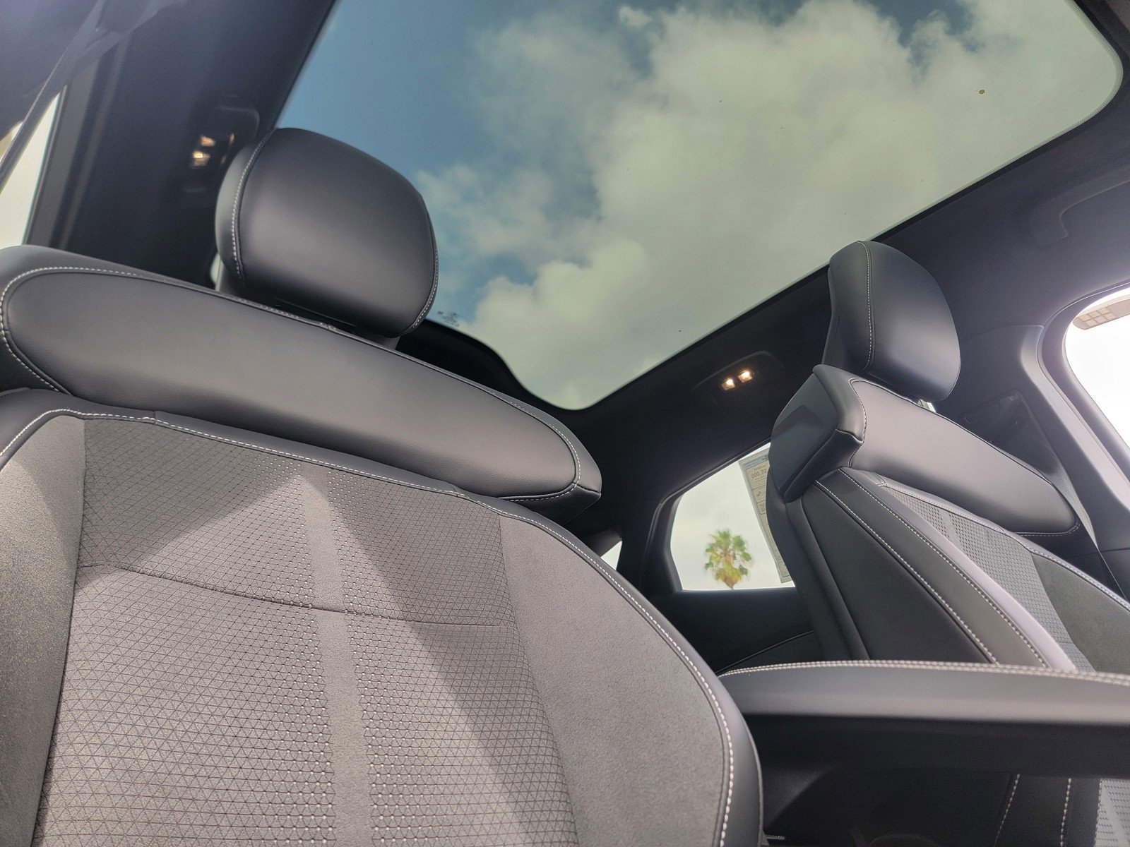 New 2025 Ford Mustang Mach-E GT w/ Bronze Appearance Package image 17