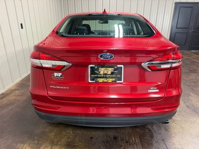 Used 2020 Ford Fusion SE FWD image 9