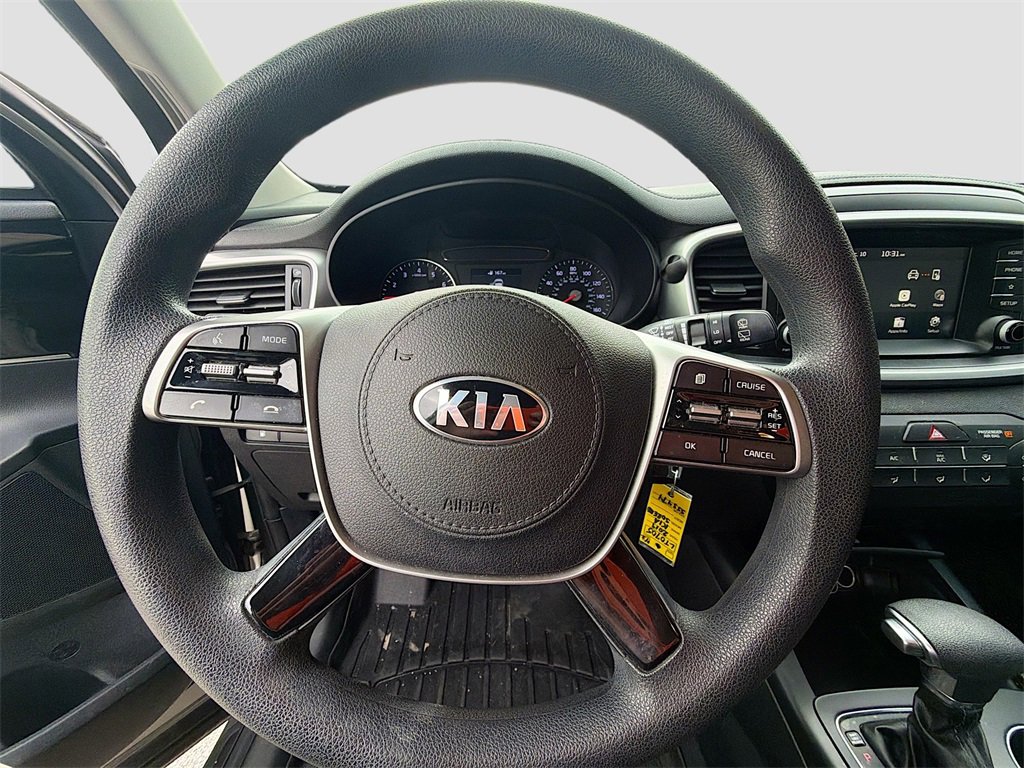 Used 2019 Kia Sorento L image 11