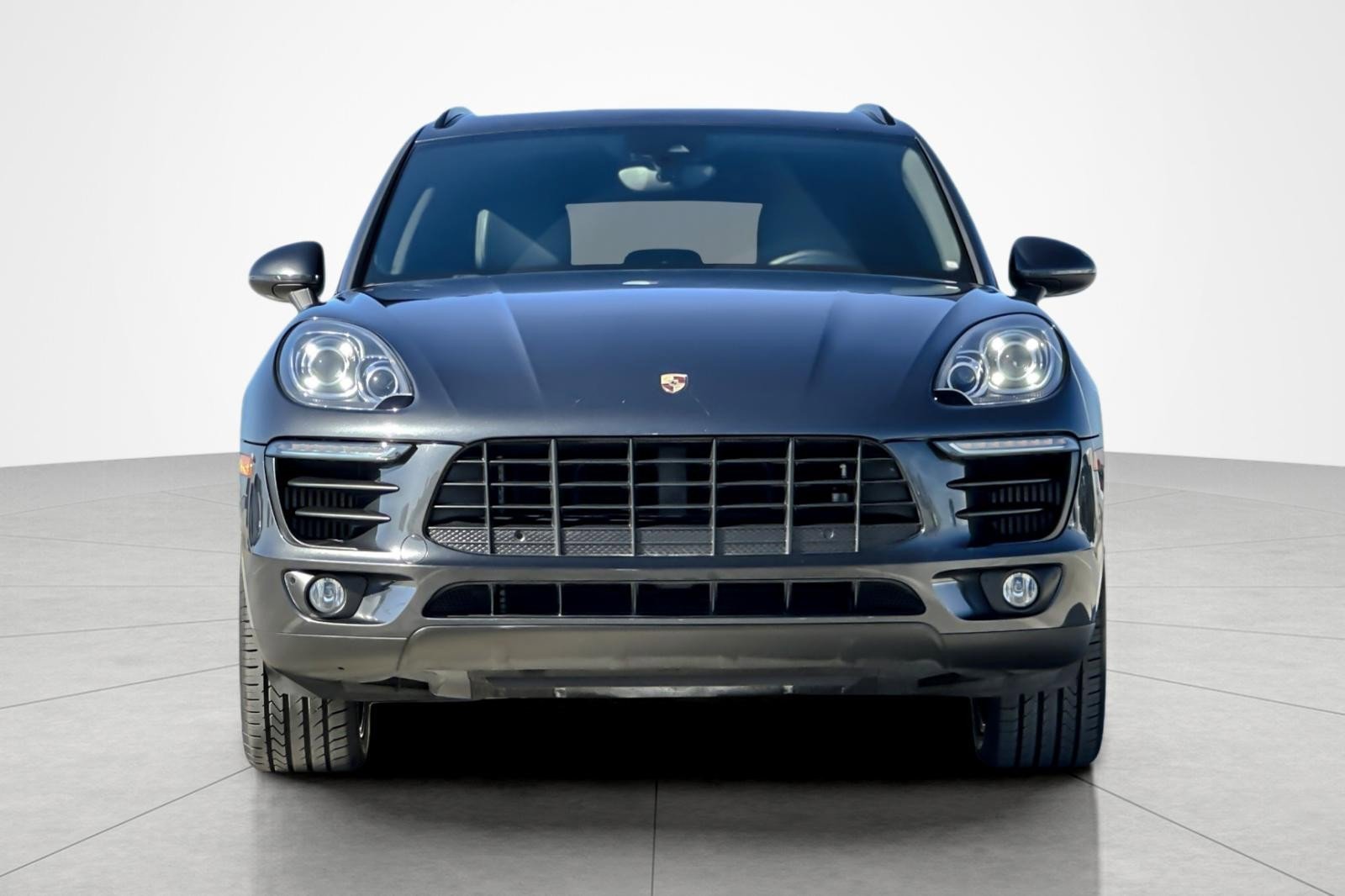 Used 2018 Porsche Macan S image 8