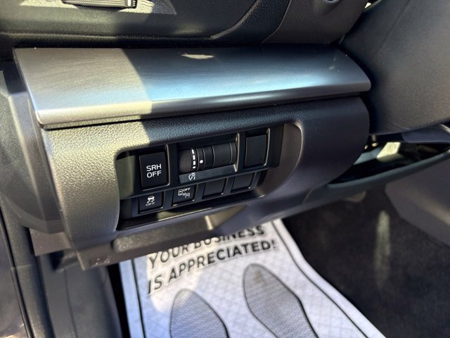 Used 2017 Subaru Impreza 2.0i Limited AWD/4WD image 29