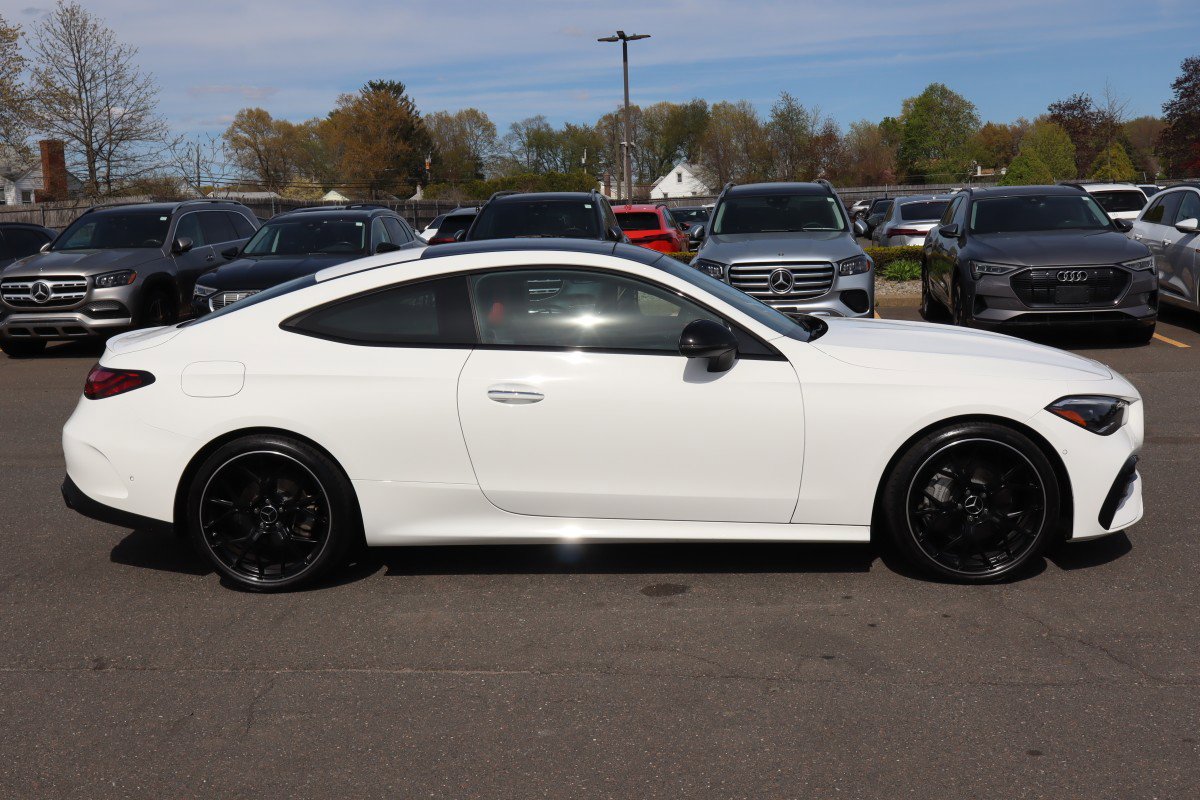 Used 2024 Mercedes-Benz CLE 300 4MATIC Coupe image 4