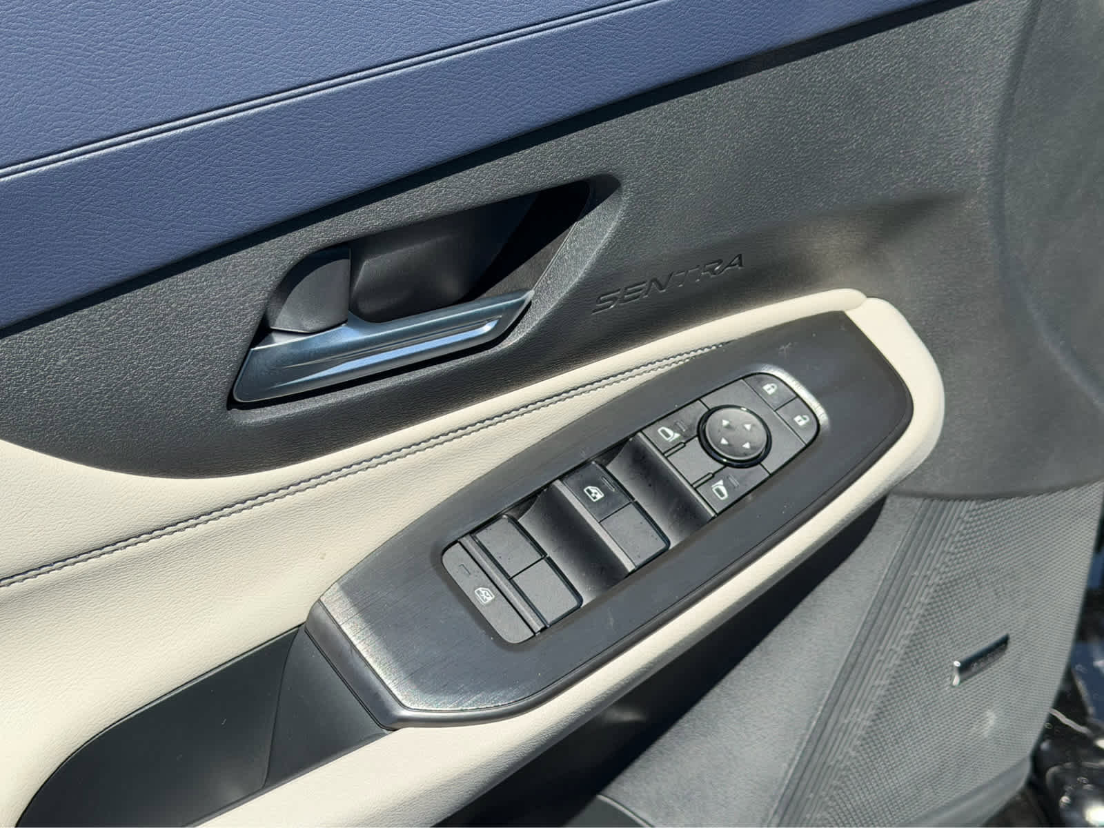 New 2026 Nissan Sentra SL FWD image 20