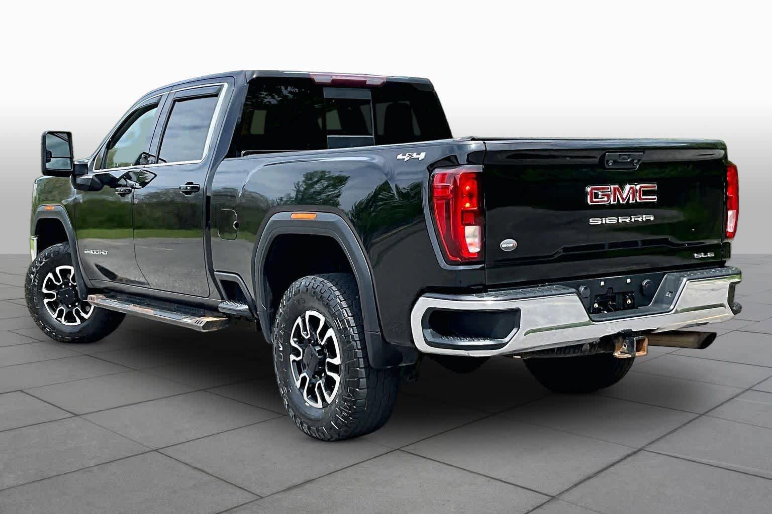 Used 2020 GMC Sierra 2500 SLE w/ SLE Value Package; AWD/4WD image 12