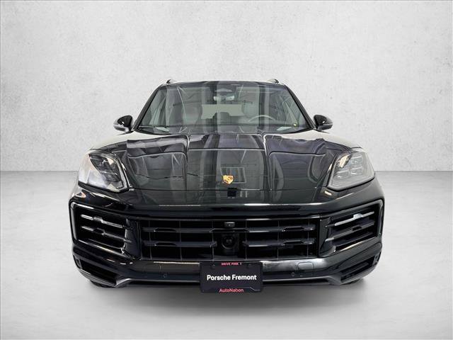 Certified 2026 Porsche Cayenne AWD/4WD image 6