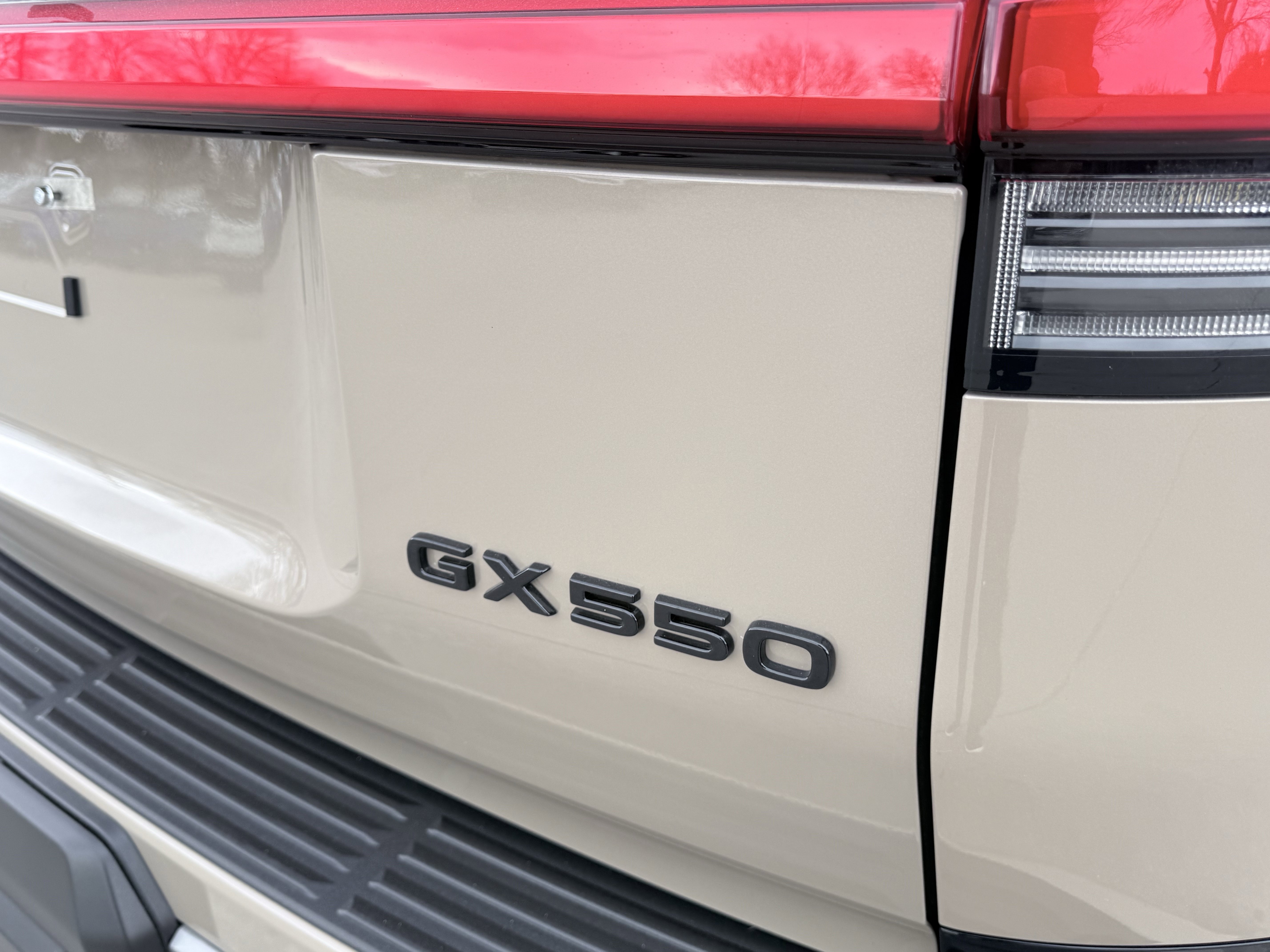 Used 2025 Lexus GX 550 image 11