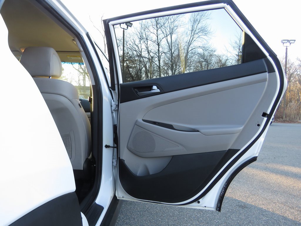 Used 2016 Hyundai Tucson SE w/ Option Group 02 image 15