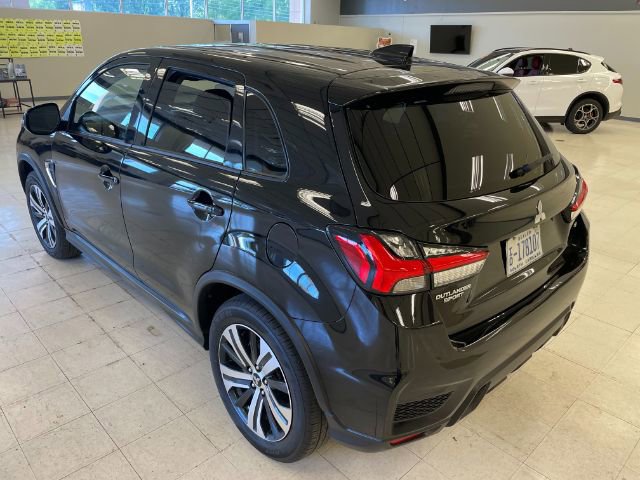 Used 2025 Mitsubishi Outlander Sport SE image 5