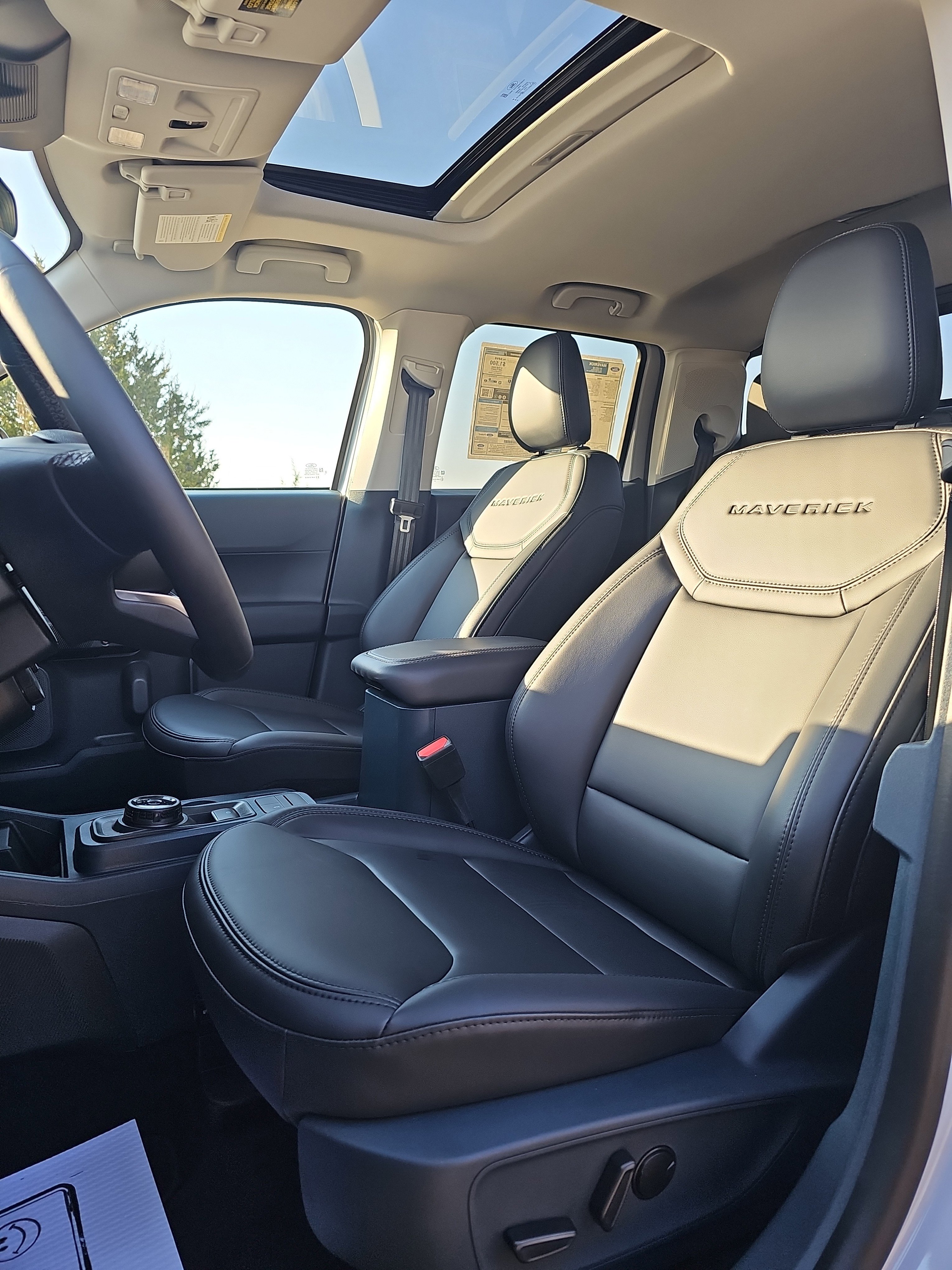 New 2026 Ford Maverick Lariat image 23