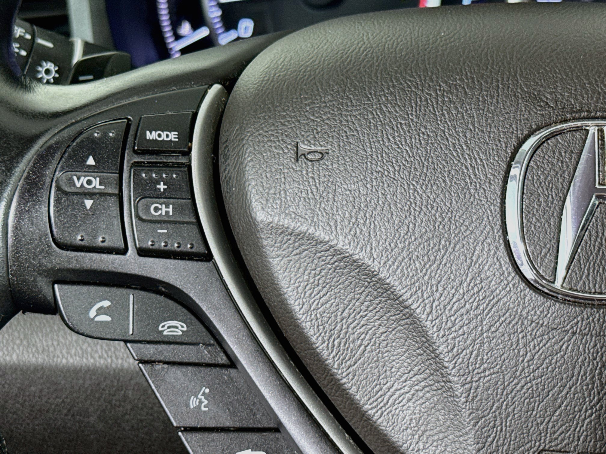 Used 2017 Acura ILX FWD image 11