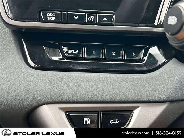 Used 2025 Lexus RX 350h image 26