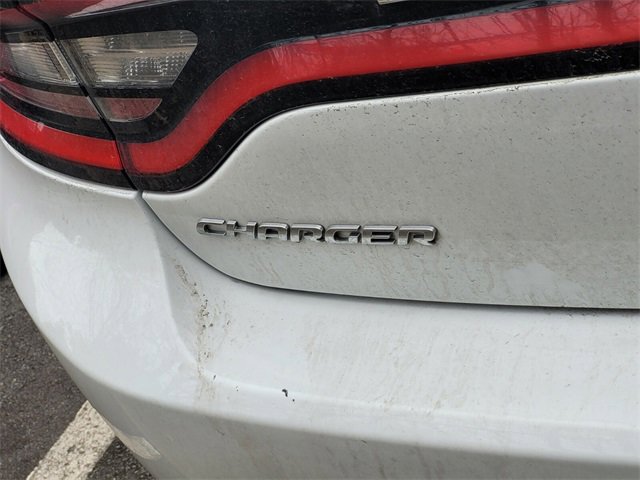 Used 2023 Dodge Charger SXT image 9