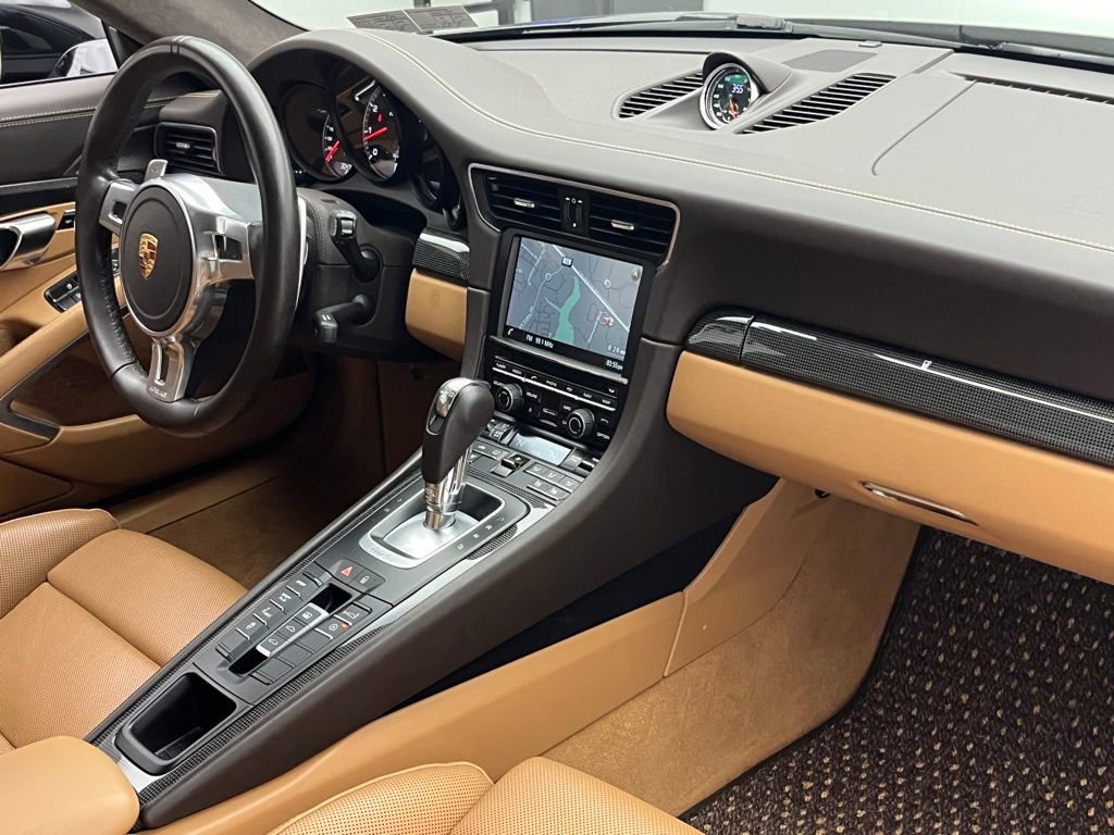 Used 2015 Porsche 911 Turbo S image 34
