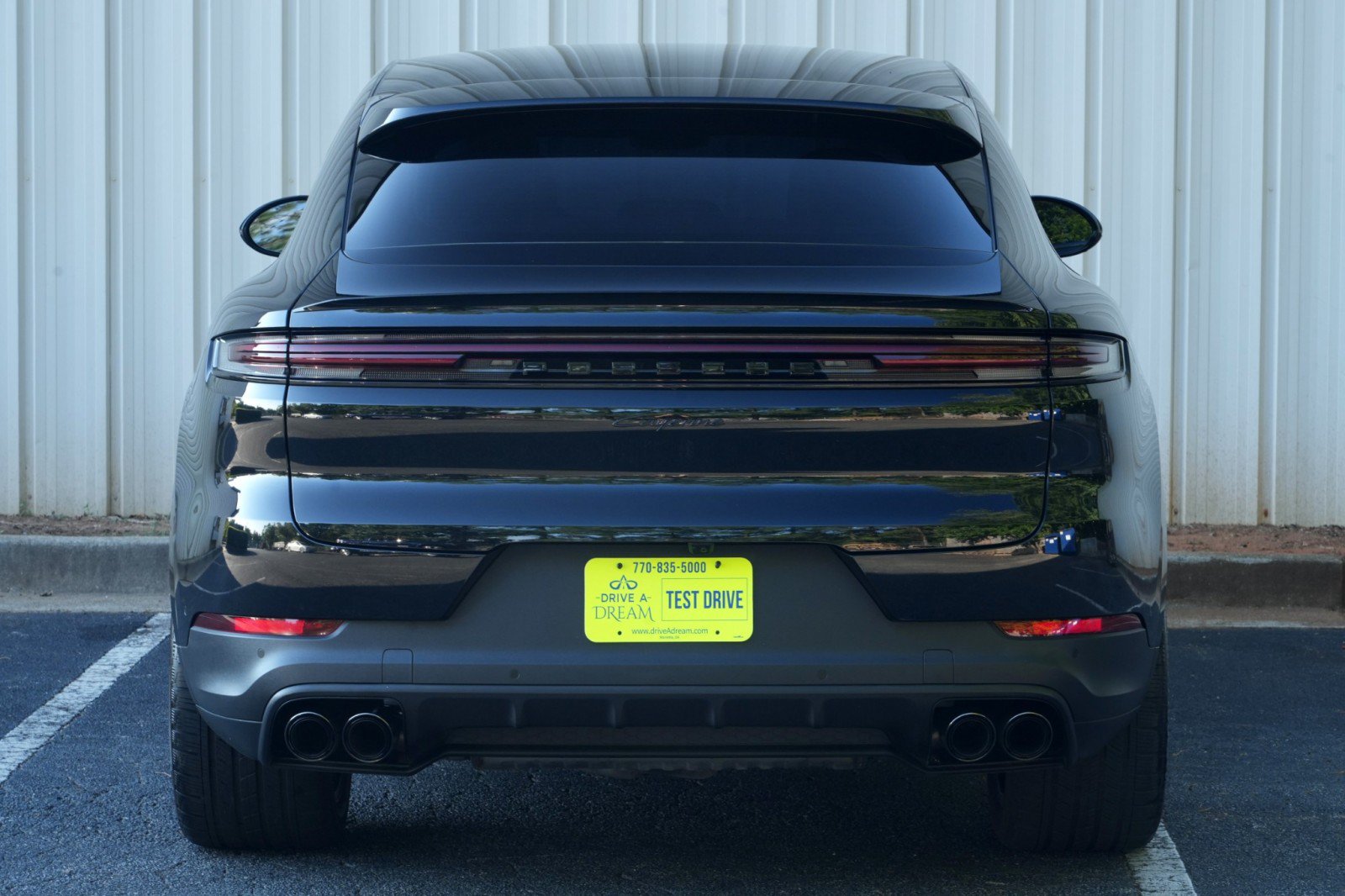 Used 2025 Porsche Cayenne Coupe AWD/4WD image 57