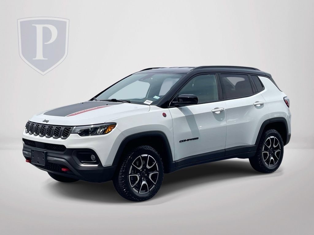 Certified 2025 Jeep Compass Trailhawk AWD/4WD image 4