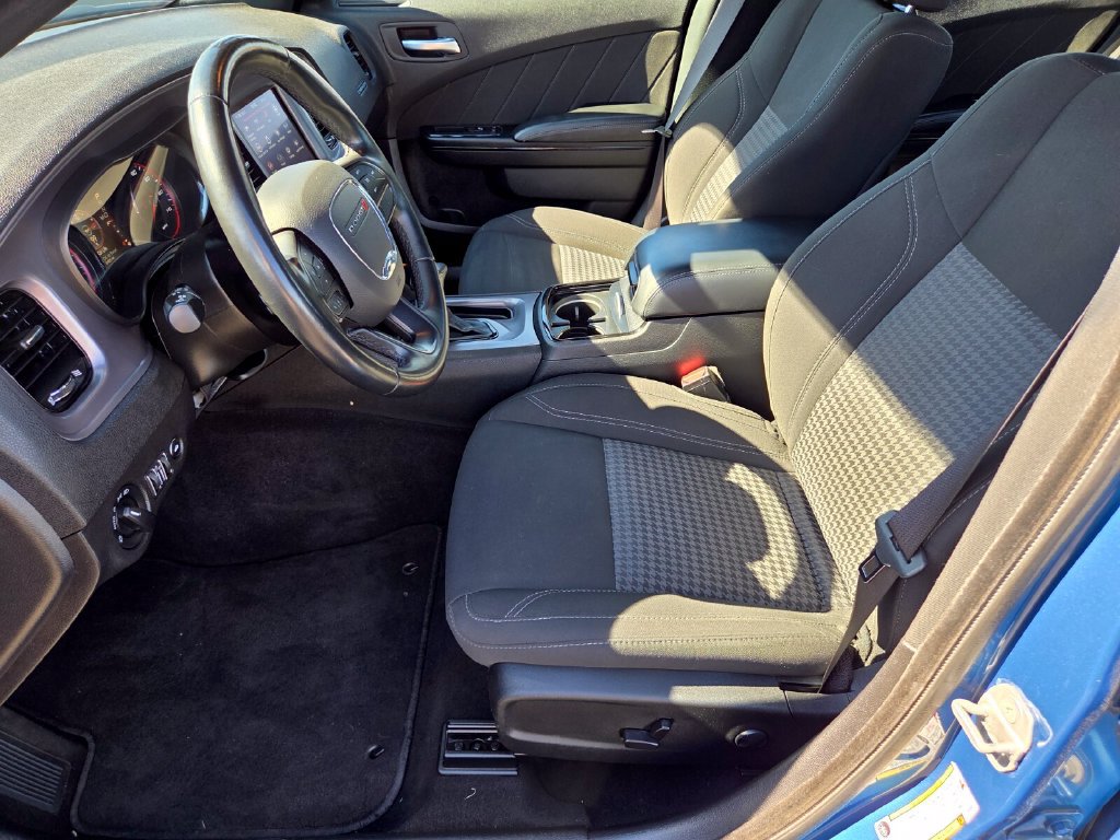 Used 2023 Dodge Charger SXT w/ Blacktop Package RWD image 10