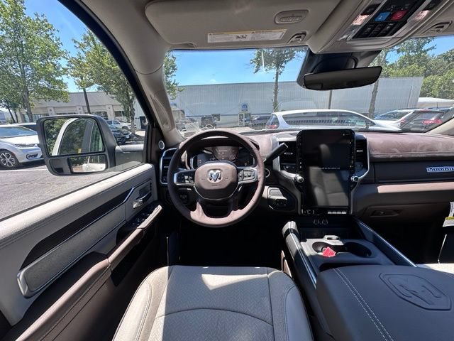 New 2026 RAM 3500 Laramie AWD/4WD image 15
