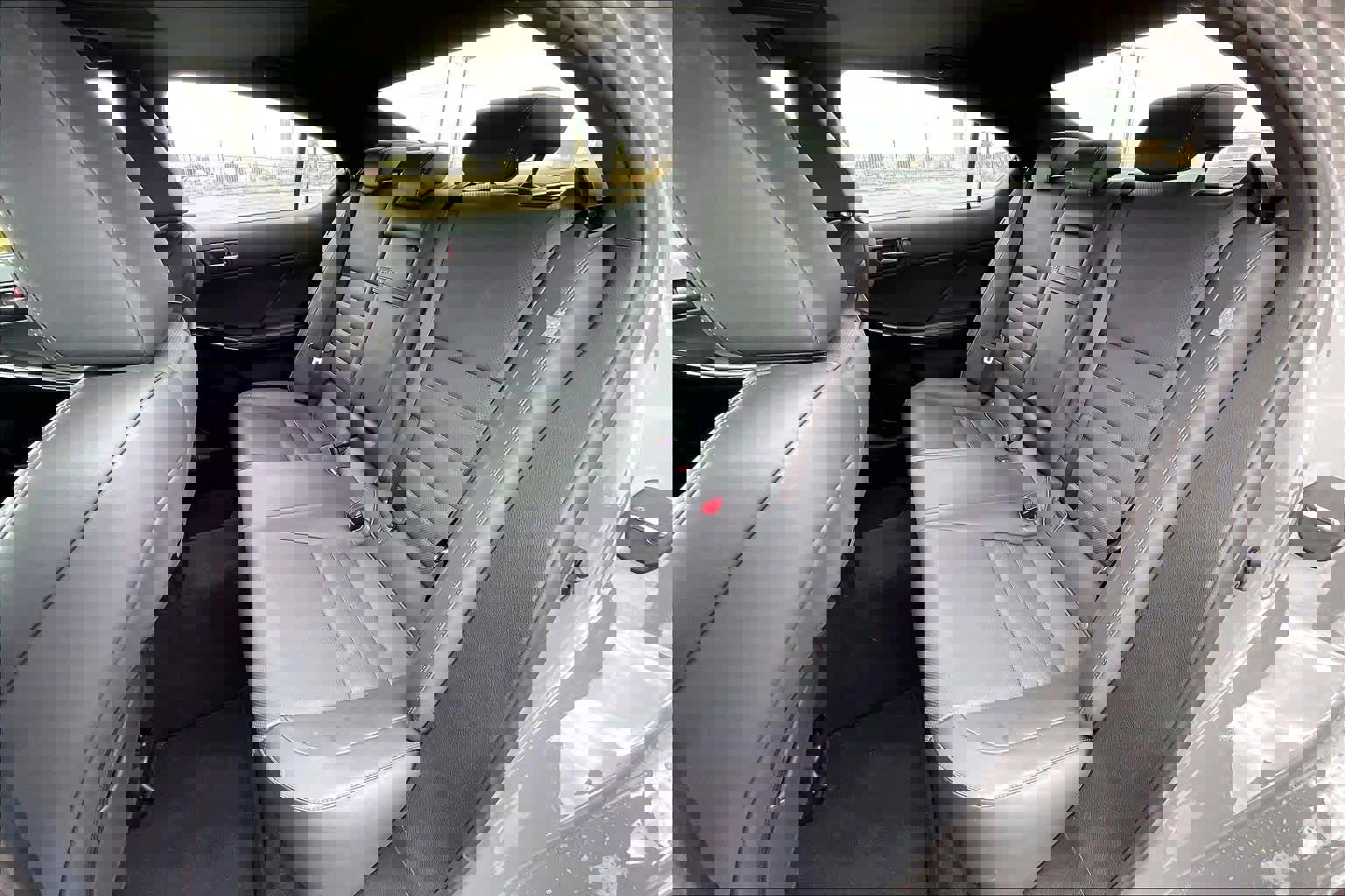 Used 2025 Lexus IS 350 F Sport w/ Navigation Package image 19