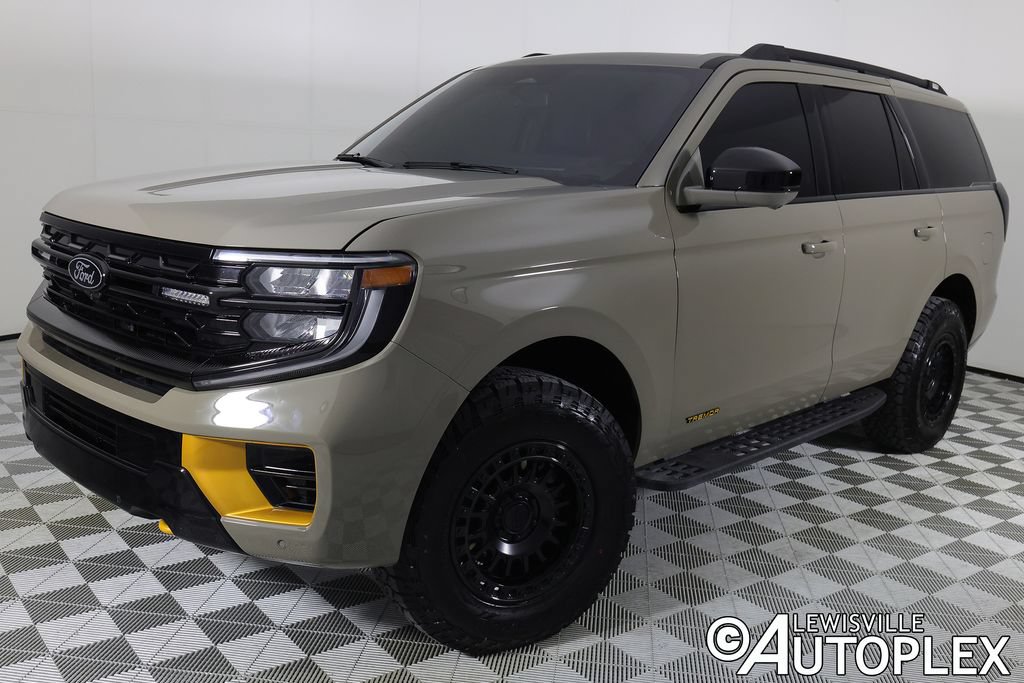 Used 2026 Ford Expedition Tremor AWD/4WD image 1