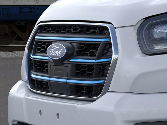 New 2026 Ford E-Transit Low Roof image 20