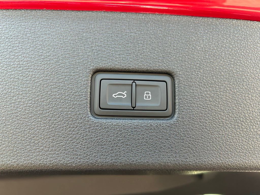 New 2026 Audi SQ8 Prestige image 62