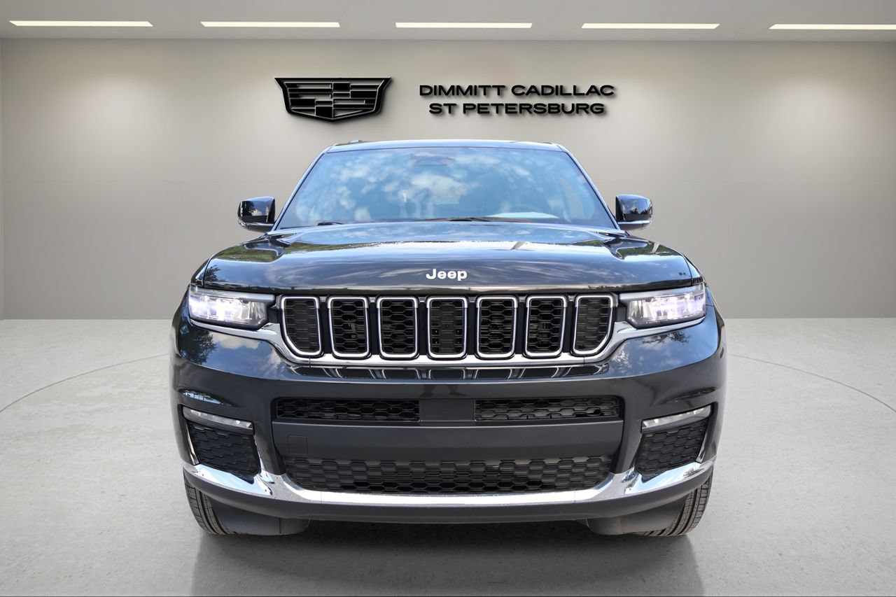 Used 2024 Jeep Grand Cherokee L Limited w/ Trailer Tow Package RWD image 8