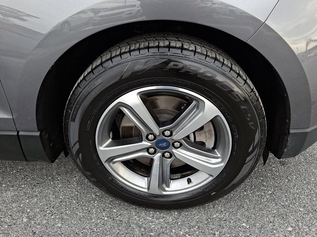 Used 2021 Ford Edge SEL w/ Convenience Package image 8