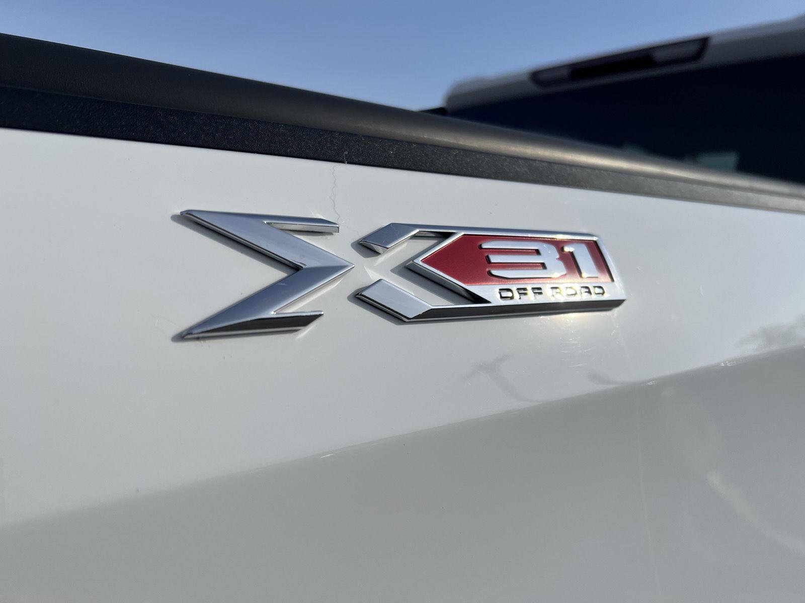 Used 2019 GMC Sierra 1500 SLE w/ SLE Value Package image 6