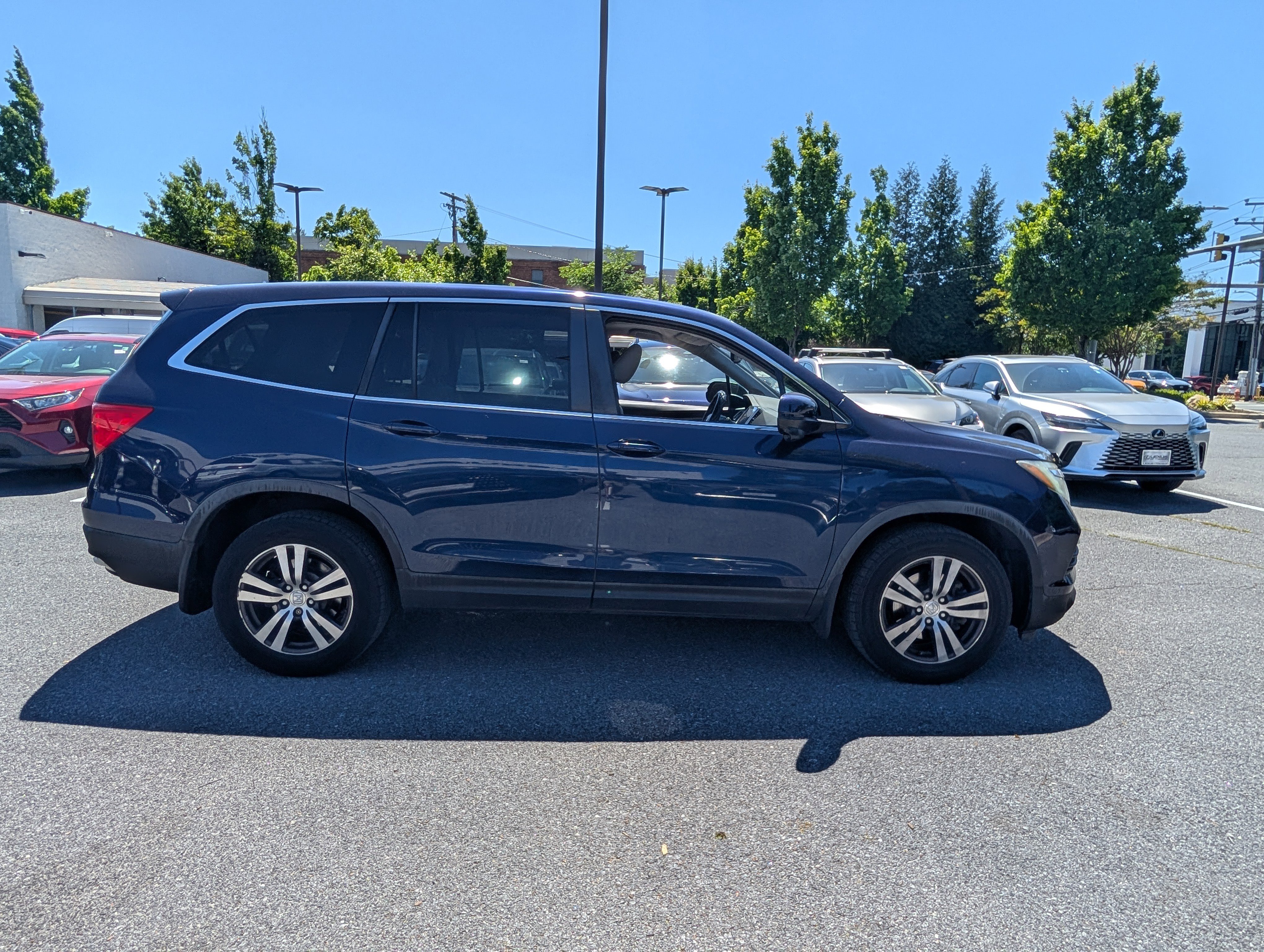 Used 2016 Honda Pilot EX-L image 2