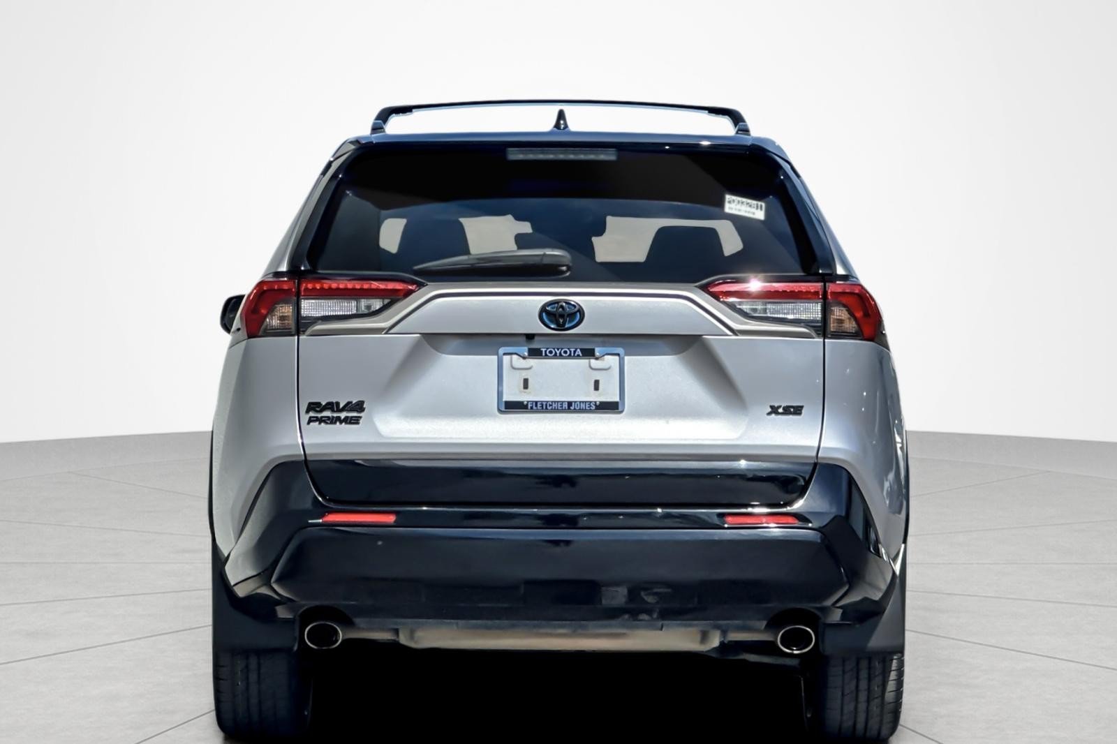 Used 2022 Toyota RAV4 XSE w/ Weather Package AWD/4WD image 4