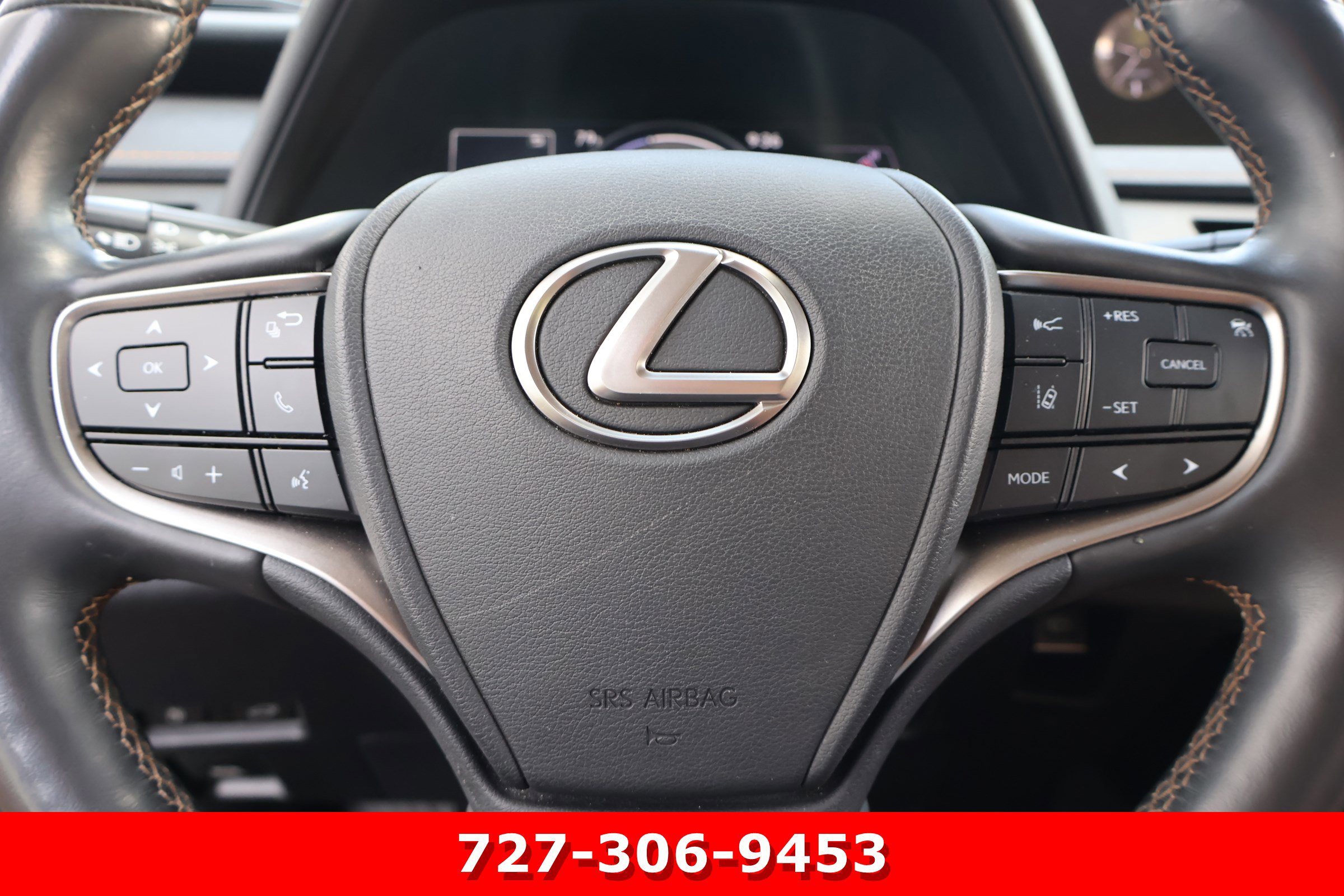 Used 2019 Lexus UX 250h w/ Premium Package image 24
