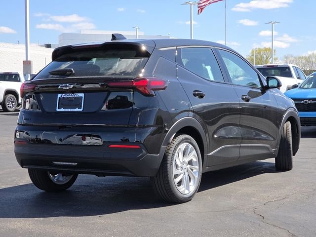 New 2027 Chevrolet Bolt LT FWD image 18