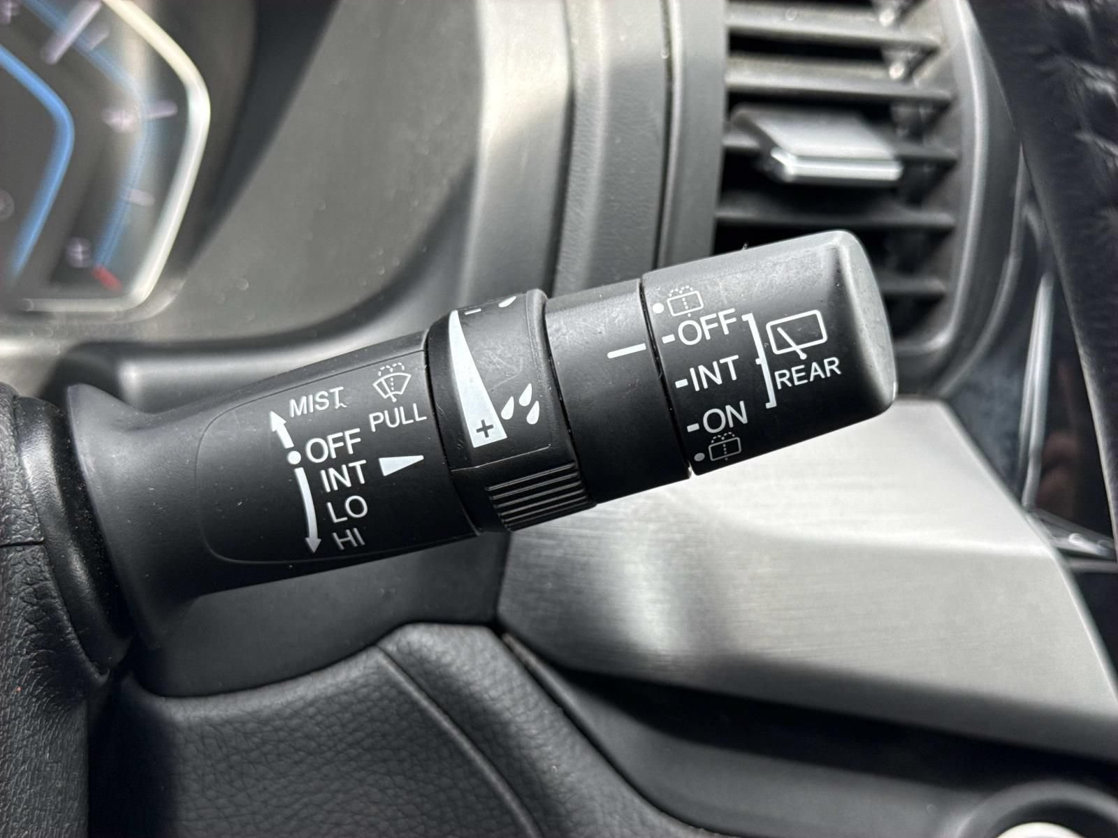 Used 2024 Honda Odyssey EX-L image 17