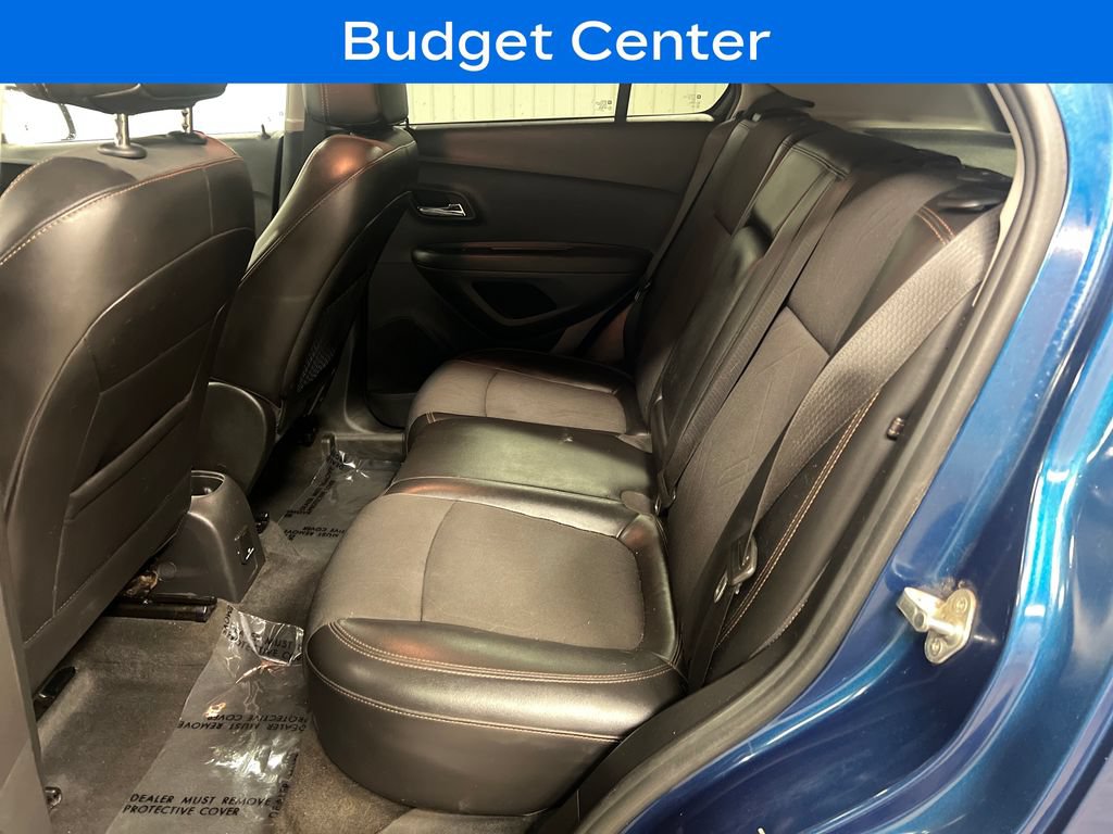 Used 2020 Chevrolet Trax LT w/ Driver Confidence Package AWD/4WD image 13