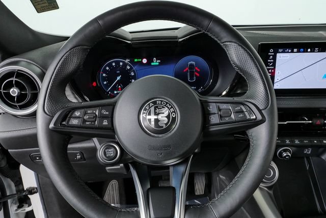 Used 2024 Alfa Romeo Tonale Ti AWD/4WD image 10