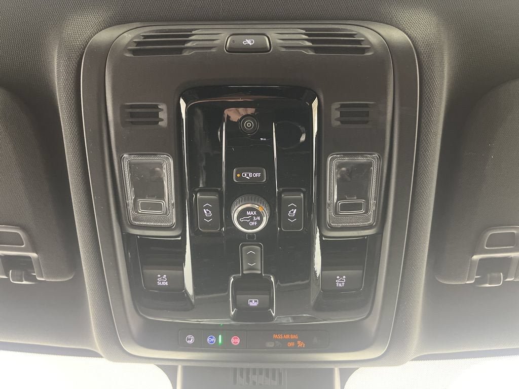 New 2026 Chevrolet Suburban Premier AWD/4WD image 39
