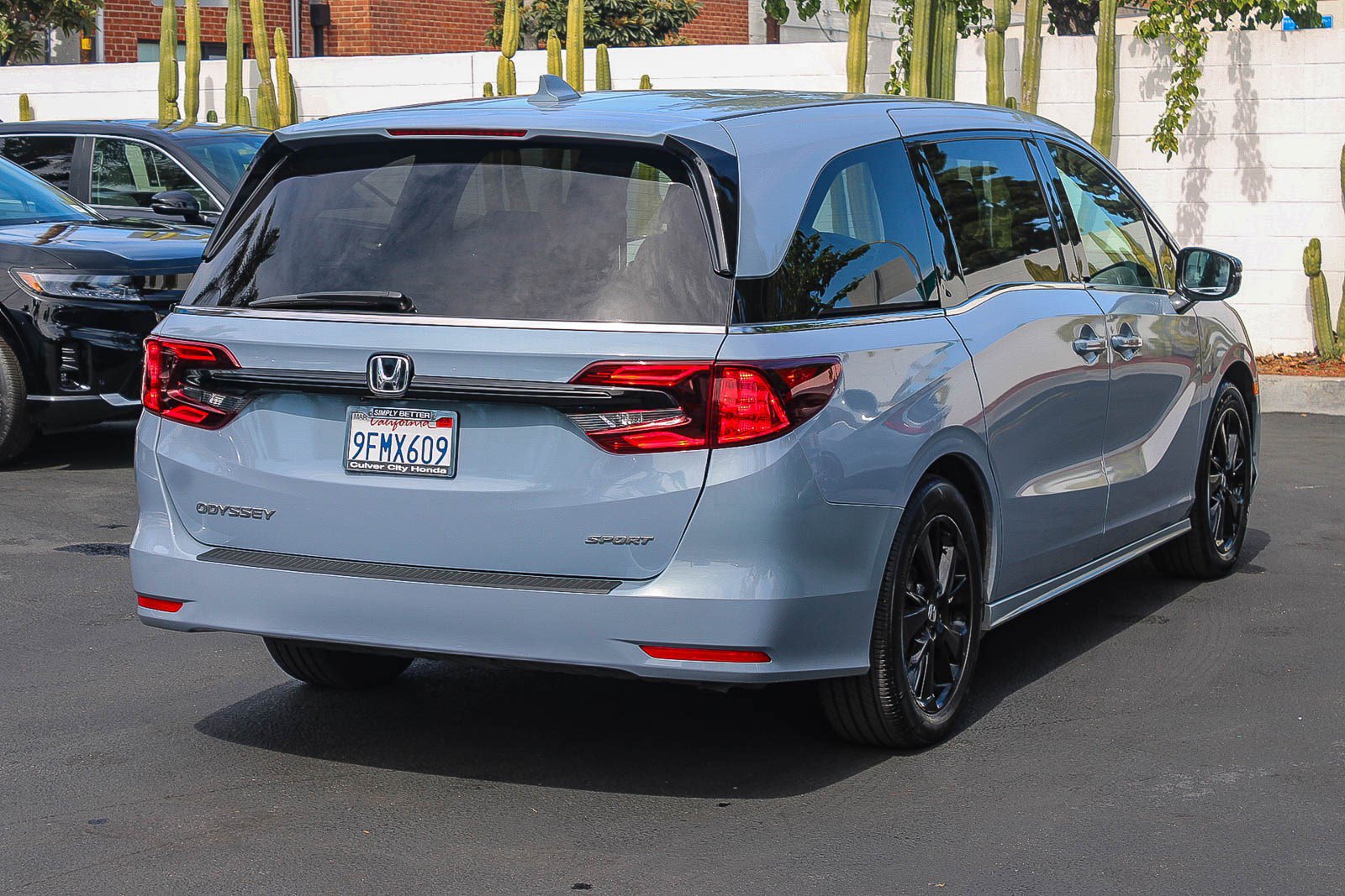 Certified 2023 Honda Odyssey Sport image 9