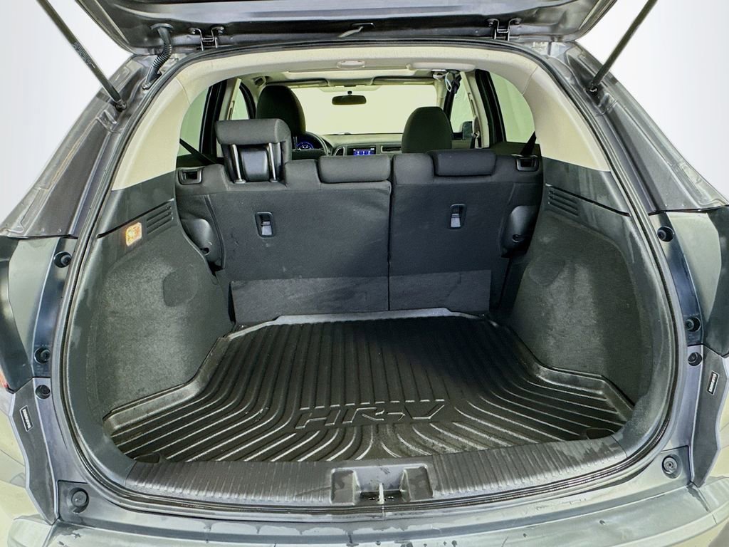 Used 2018 Honda HR-V EX image 29