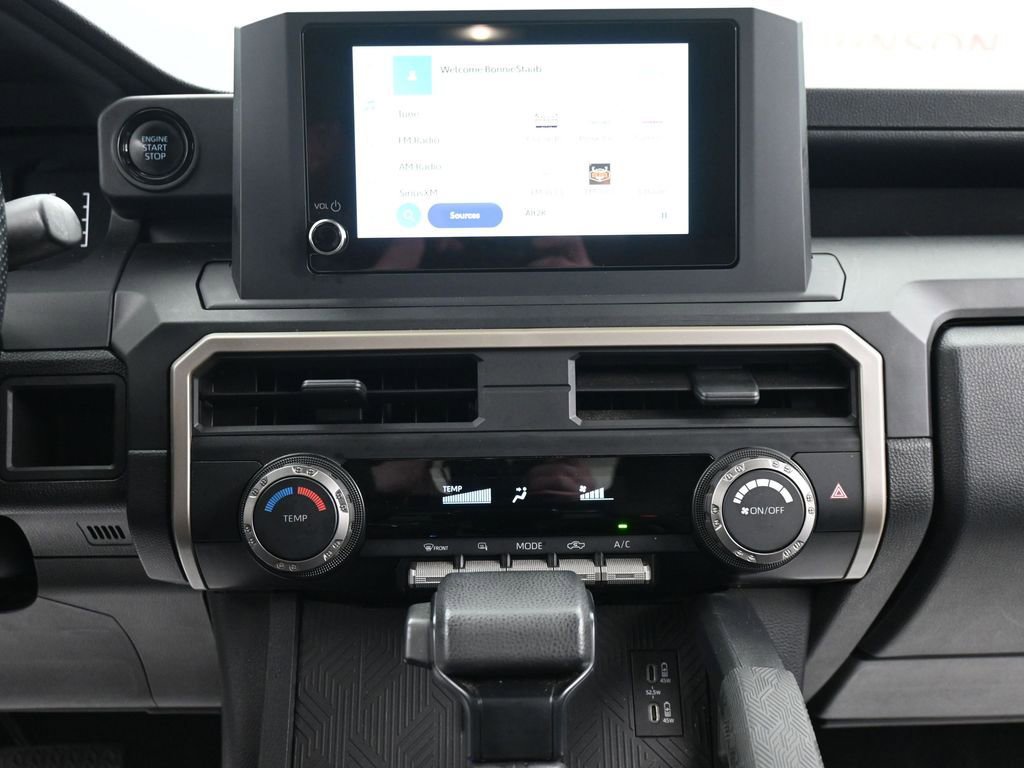 Used 2025 Toyota Tacoma SR image 22