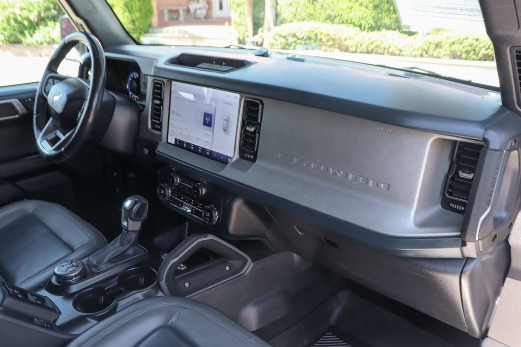 Used 2024 Ford Bronco Outer Banks AWD/4WD image 38