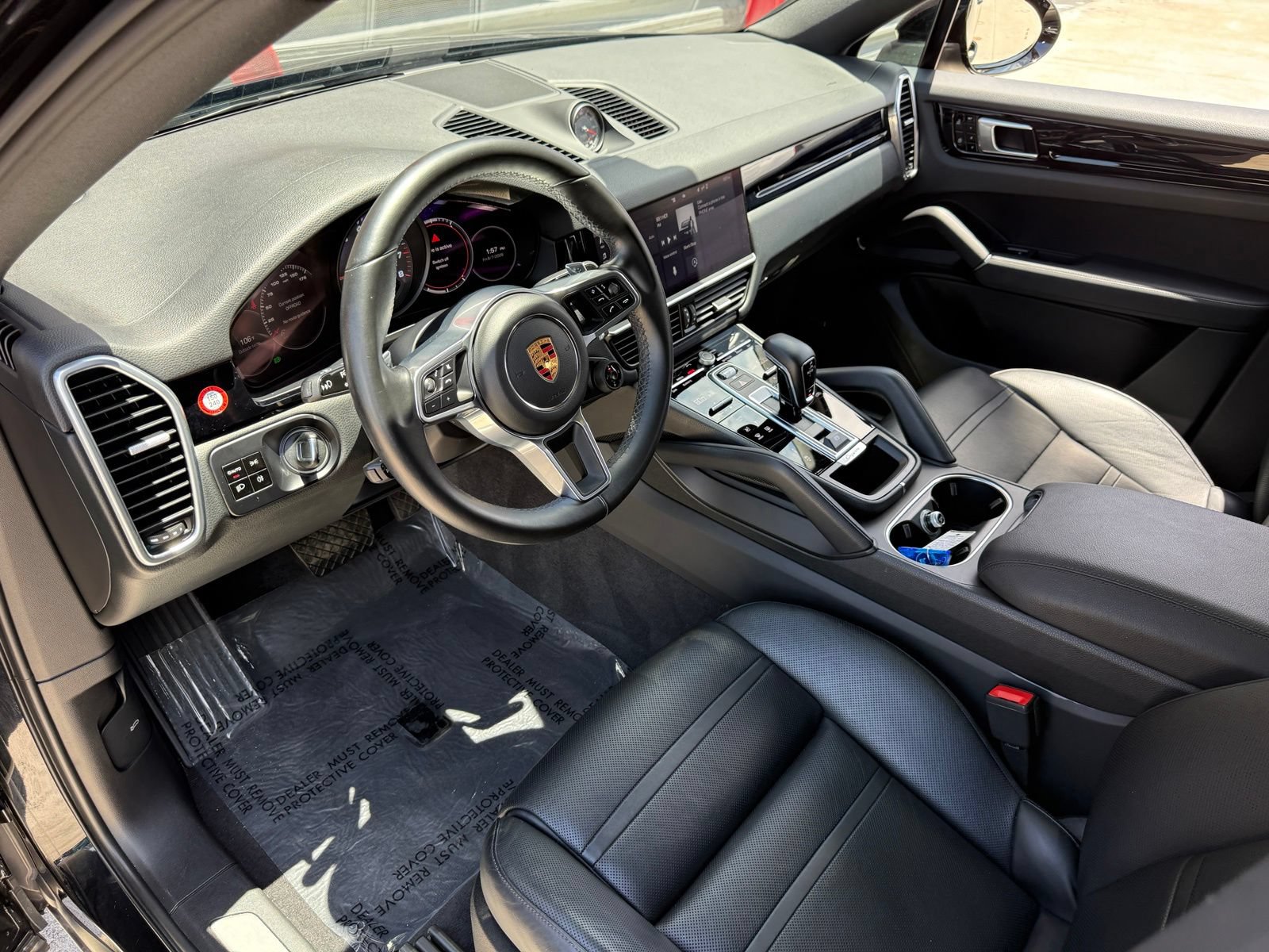 Used 2020 Porsche Cayenne AWD/4WD image 18