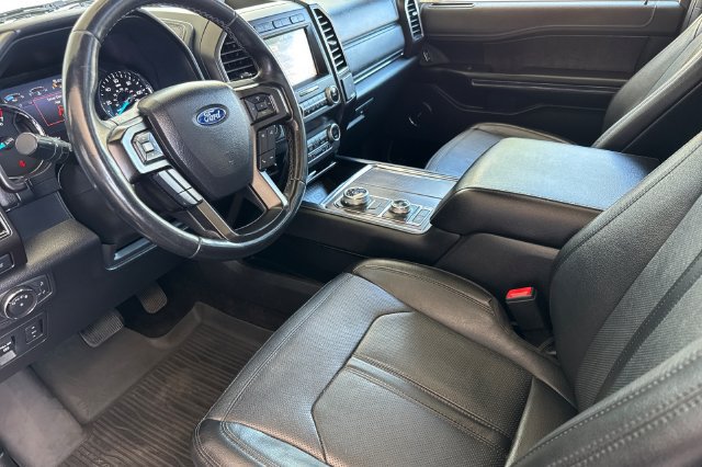 Used 2019 Ford Expedition Limited w/ Special Edition Package AWD/4WD image 10