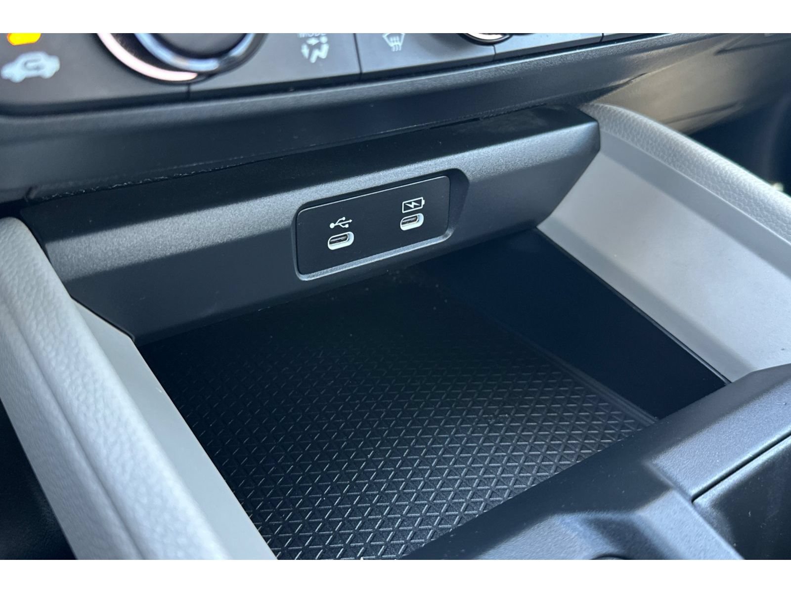 Used 2024 Honda Accord EX image 30