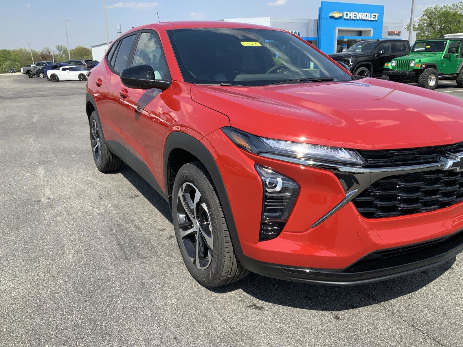 New 2026 Chevrolet Trax RS w/ Driver Confidence Package FWD image 14