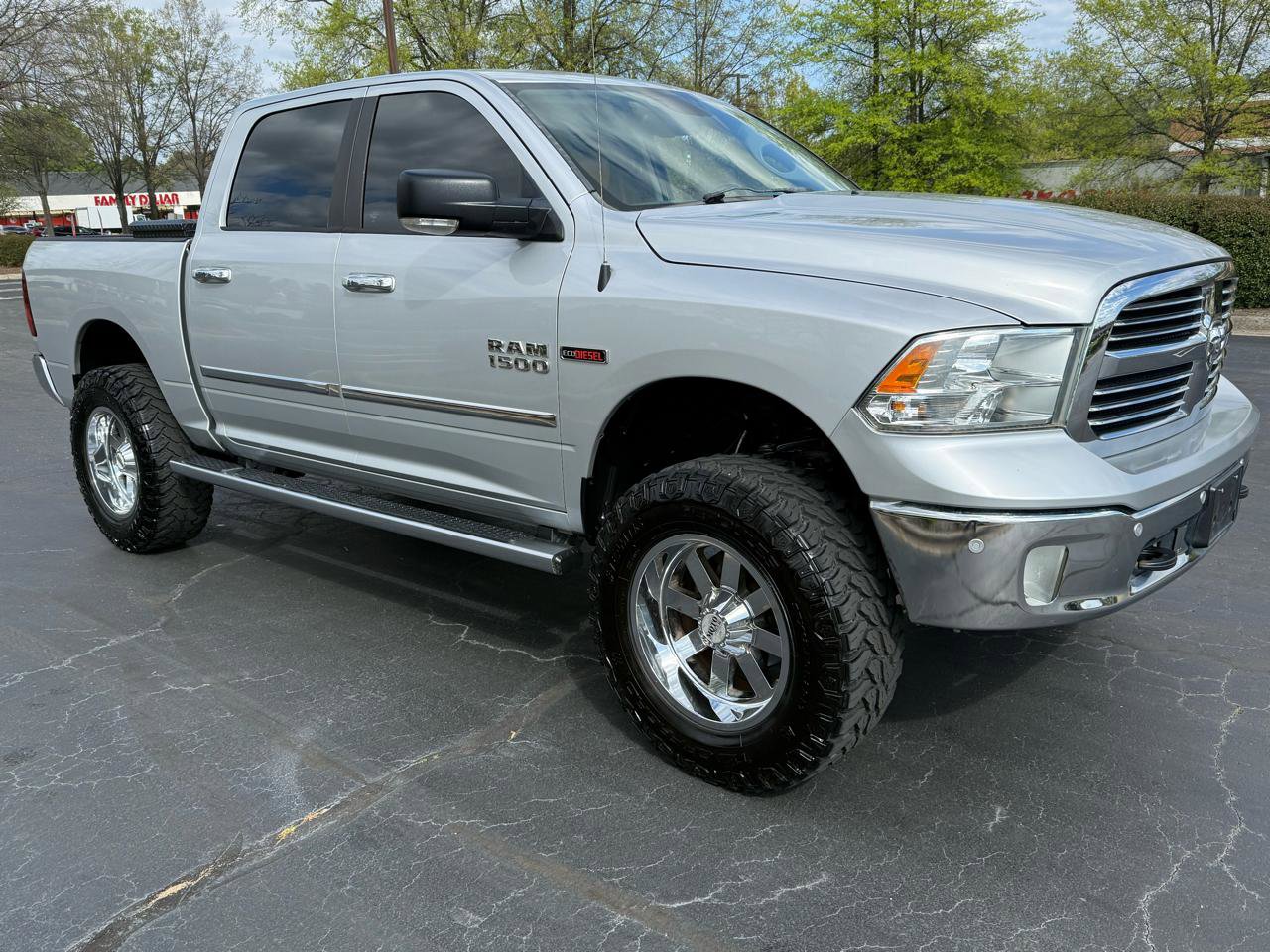 Used 2015 RAM 1500 Lone Star image 4