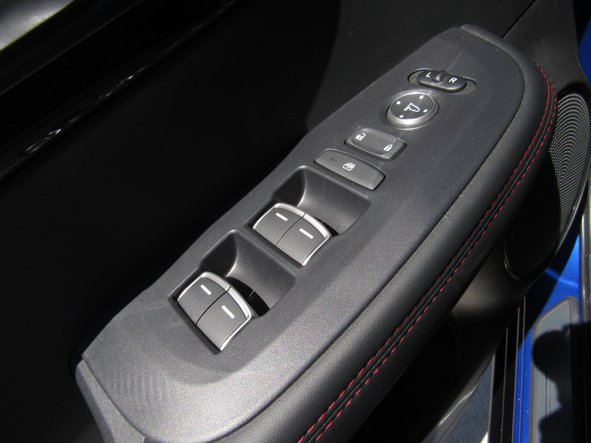 Certified 2025 Acura ADX A-Spec image 25