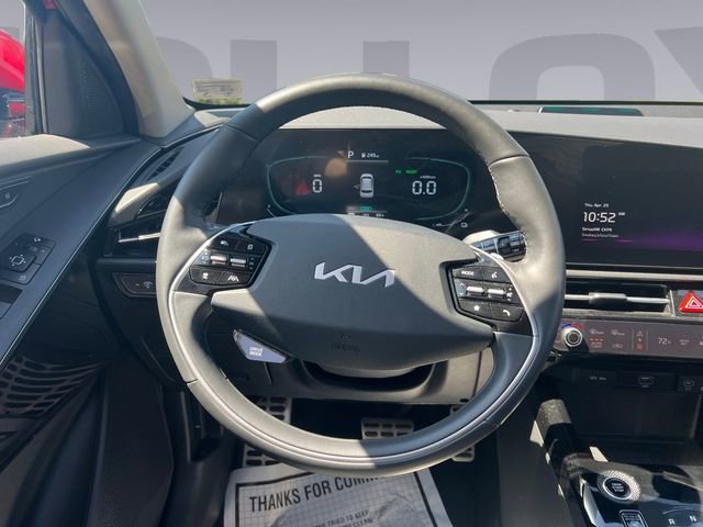Used 2023 Kia Niro SX Touring FWD image 13